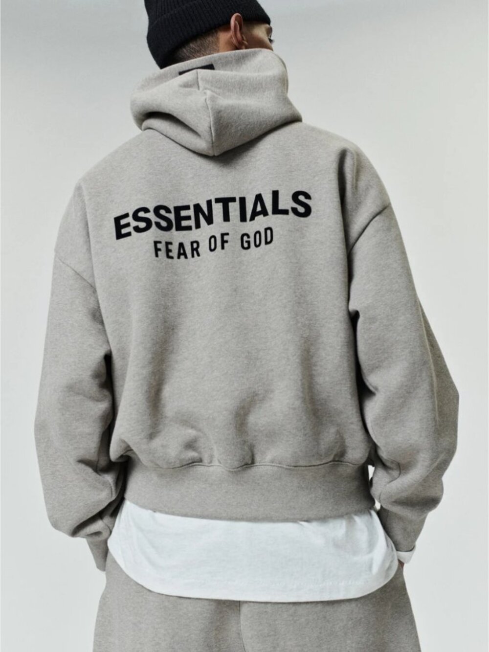 Essentials Fear of God Hoodie - Picture 3 of 3